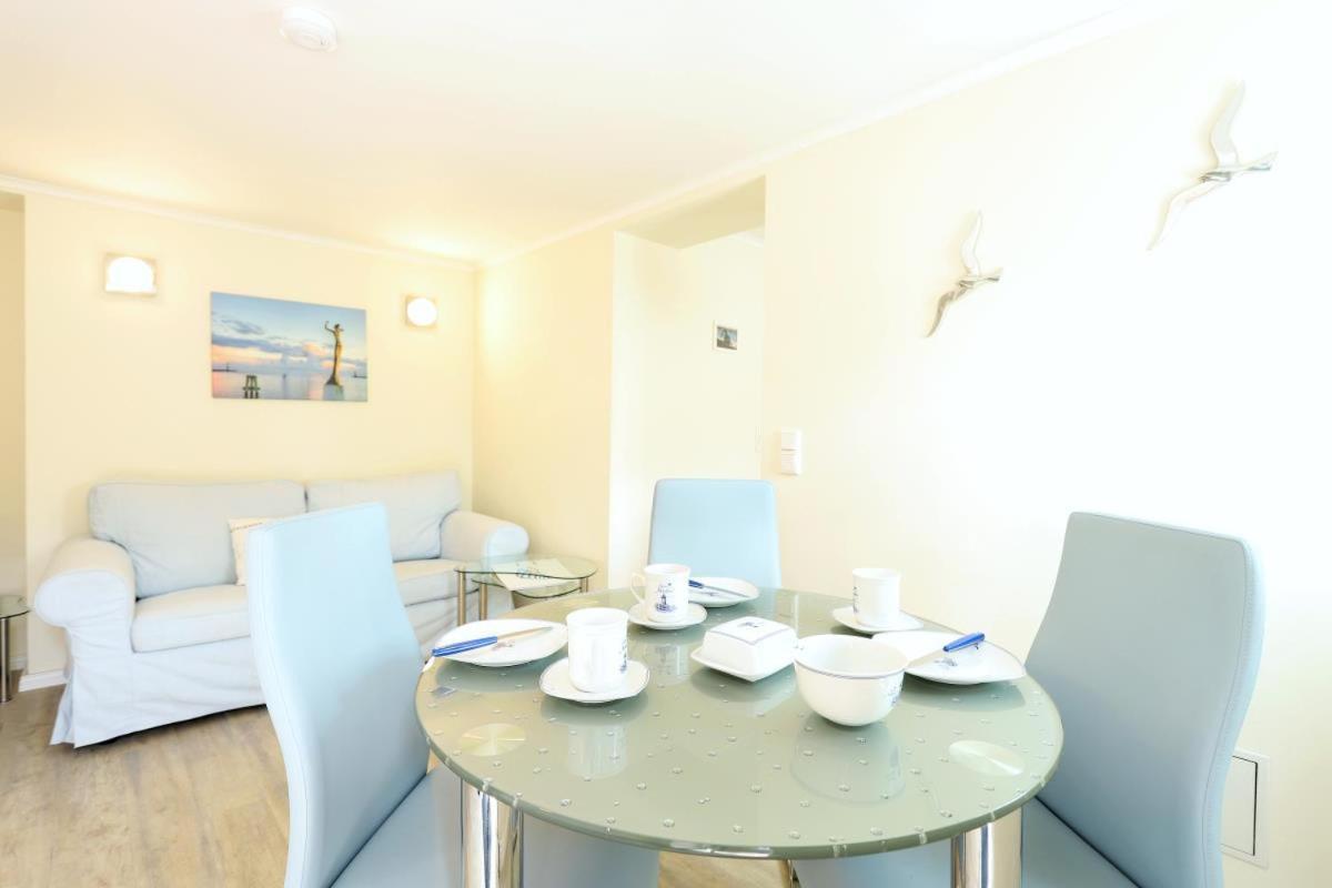 Appartement & Ferienwohnungen Thiess Rostock Exteriör bild
