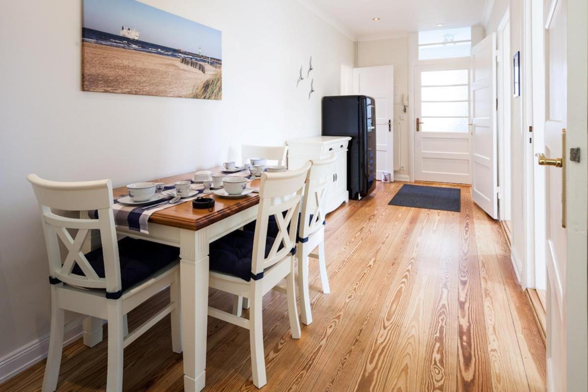 Appartement & Ferienwohnungen Thiess Rostock Exteriör bild